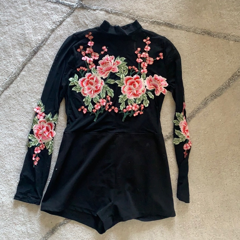 FOREVER 21 - Jumpsuit with Floral Appliqués Size L